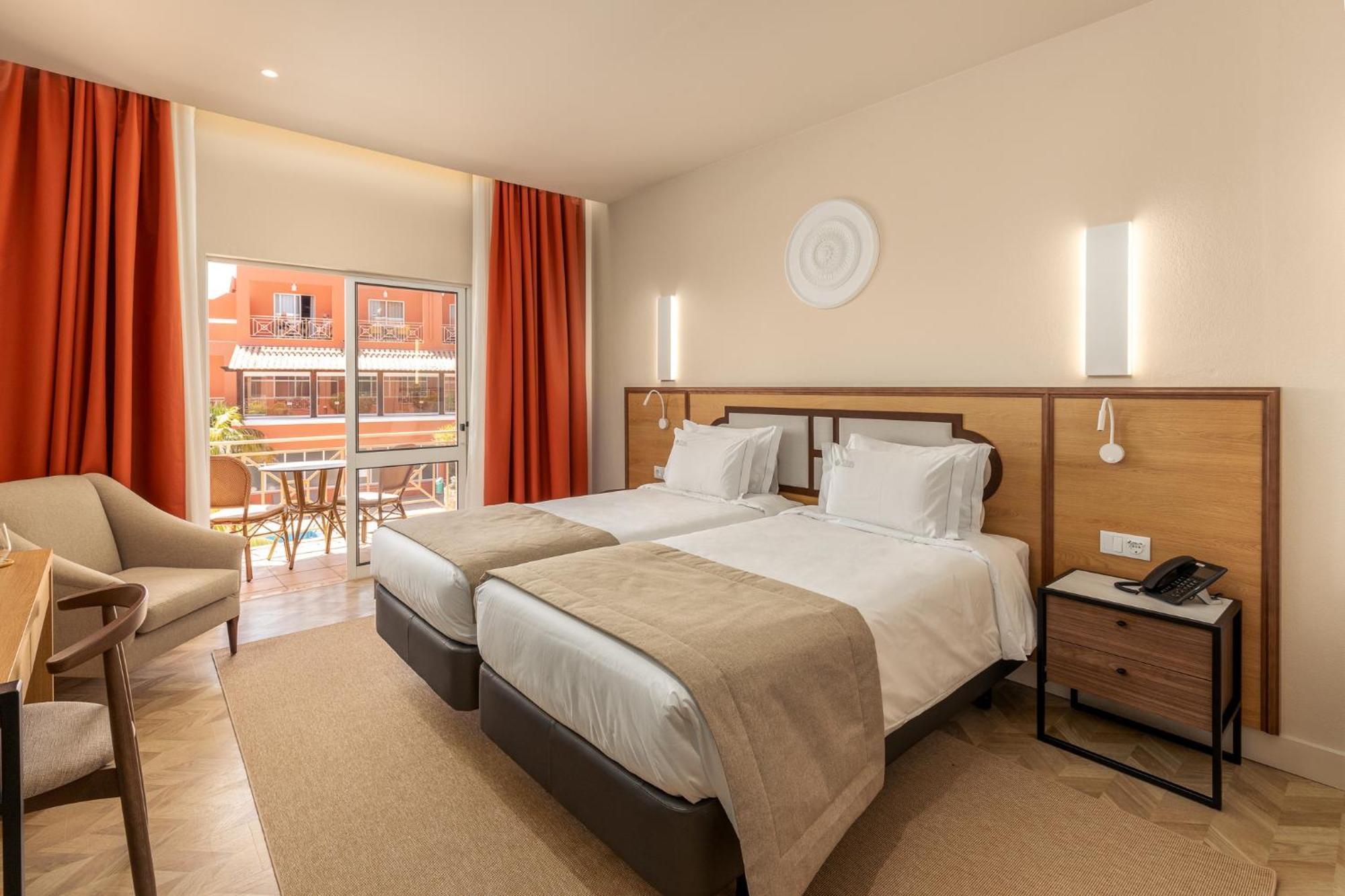 Belavista Da Luz - Wellness & Lifestyle Hotel Phòng bức ảnh